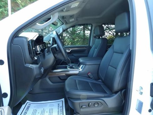 Used 2025 Chevrolet Silverado 2500 LT w/ Z71 Chrome Sport Edition AWD/4WD image 24