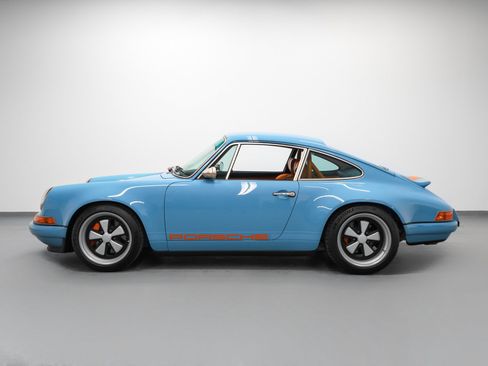Used 1989 Porsche 911 Carrera 4 image 2