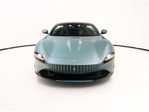 Certified 2024 Ferrari Roma Spider RWD image 9