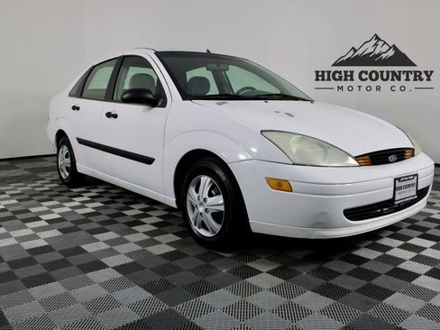 Used 2002 Ford Focus LX image 1