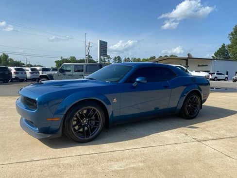 Used 2020 Dodge Challenger R/T Scat Pack RWD image 29