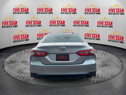 Used 2018 Toyota Camry LE FWD image 6