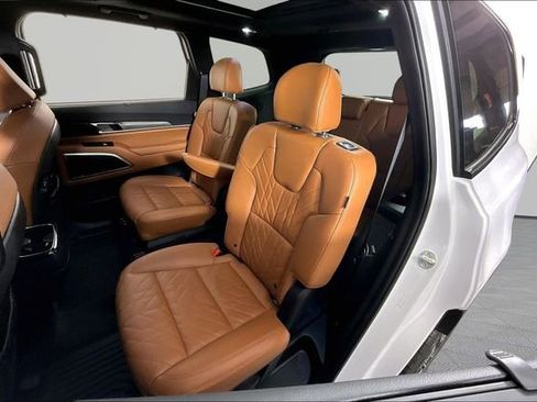 Certified 2025 Kia Telluride SX Prestige X-Line AWD/4WD image 21