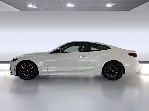Used 2026 BMW 430i Coupe w/ M Sport Package RWD image 2