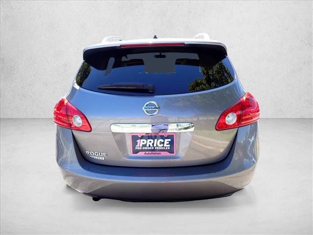 Used 2015 Nissan Rogue S w/ Convenience Package FWD image 3