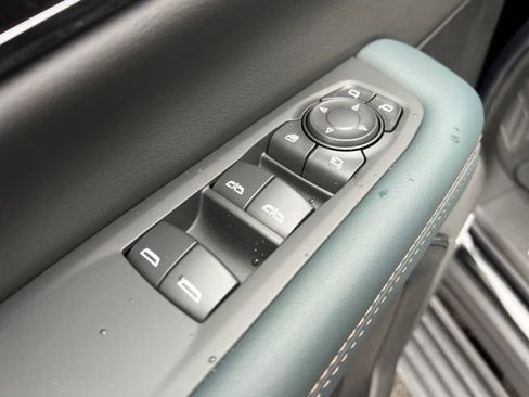 New 2026 GMC Yukon XL AT4 w/ AT4 Premium Package image 13