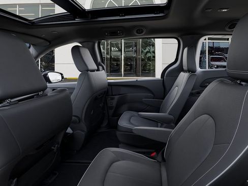 New 2026 Chrysler Pacifica Limited w/ S Appearance Package FWD image 23