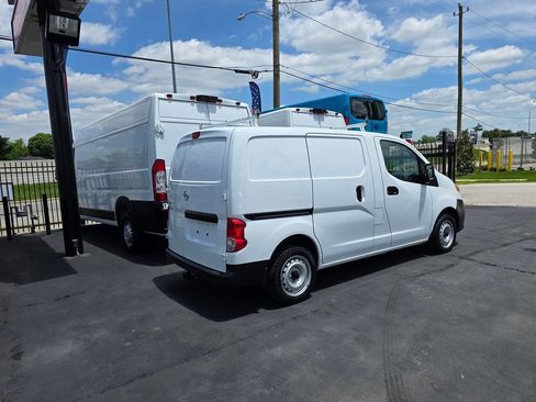 Used 2015 Nissan NV200 S w/ Cruise Control Package FWD image 6