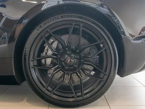 Used 2025 Chevrolet Corvette Z06 w/ Z07 Performance Package RWD image 12