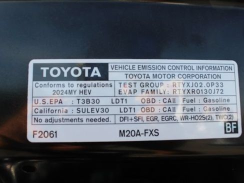 Certified 2024 Toyota Corolla Cross AWD Hybrid w/ Convenience Package image 60