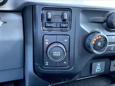 New 2026 Ford F250 XLT image 19