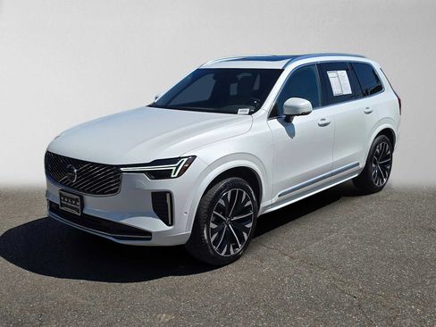 Certified 2026 Volvo XC90 B6 Plus w/ Protection Package Premier AWD/4WD image 7