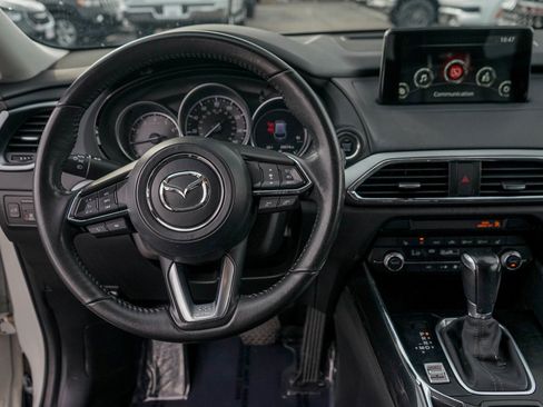 Used 2019 MAZDA CX-9 Touring image 14