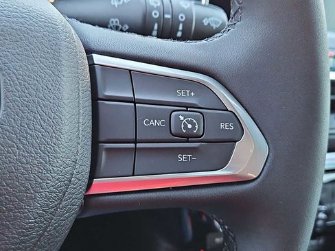 New 2026 Jeep Compass Latitude image 24