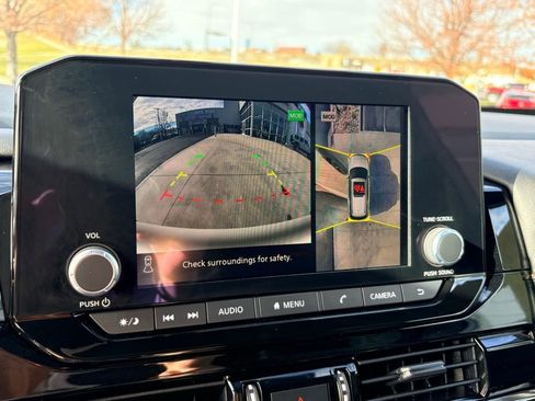 Used 2025 Nissan Pathfinder Rock Creek image 29