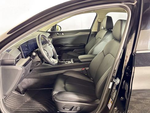 Used 2025 Kia K5 EX FWD image 11