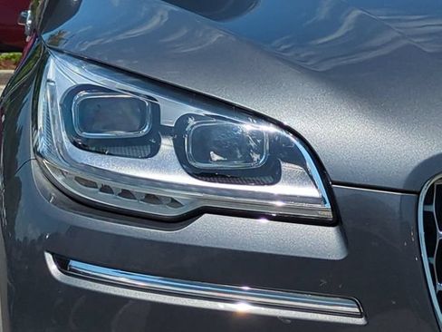 Used 2023 Lincoln Aviator Reserve w/ Equipment Group 201A RWD image 10