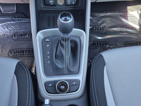 New 2026 Hyundai Venue SEL FWD image 26