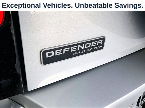 Used 2020 Land Rover Defender 110 HSE AWD/4WD image 42