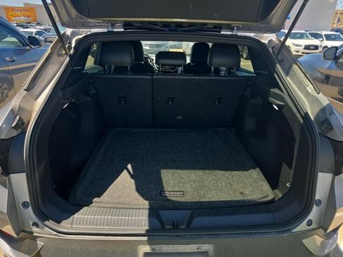 Used 2023 Volkswagen ID.4 Pro RWD image 4