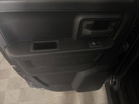 Certified 2018 RAM 1500 Express image 21