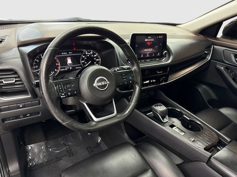 Used 2023 Nissan Rogue SV w/ SV Premium B Package FWD image 18