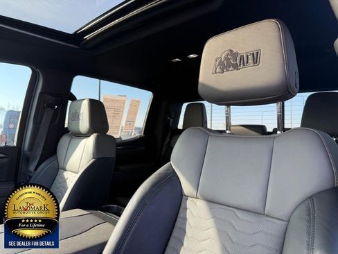 Used 2024 Chevrolet Silverado 1500 ZR2 w/ ZR2 Bison Edition image 9