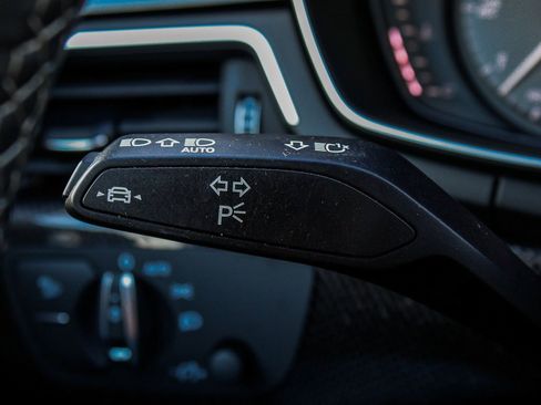 Used 2022 Audi S4 Premium image 25