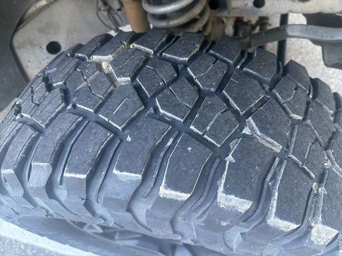 Used 2015 Jeep Wrangler Unlimited Rubicon image 5