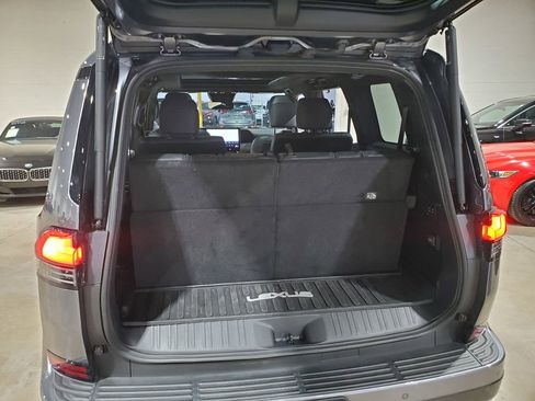 Used 2024 Lexus GX 550 w/ Accessory Package (Z1) AWD/4WD image 51