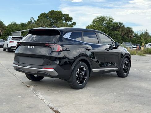 New 2027 Kia Sportage EX FWD image 4
