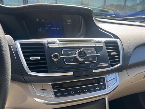 Used 2015 Honda Accord LX image 9
