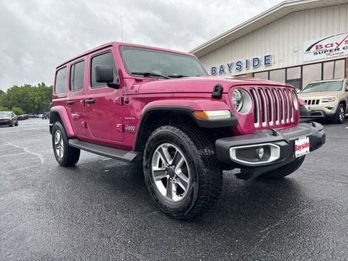 Used 2022 Jeep Wrangler Unlimited Sahara w/ LED Lighting Group AWD/4WD image 2