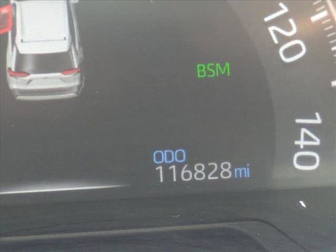 Used 2023 Toyota RAV4 XLE Premium image 10