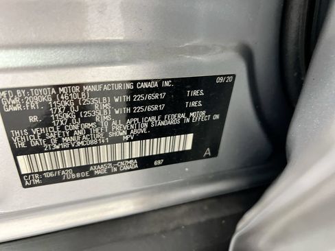 Used 2021 Toyota RAV4 XLE FWD image 26