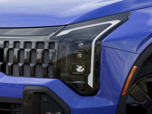 New 2026 Kia Sportage X-Line w/ X-Line Technology Package image 11