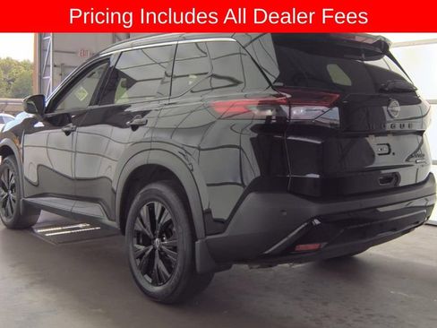 Used 2023 Nissan Rogue SV w/ SV Premium B Package AWD/4WD image 5