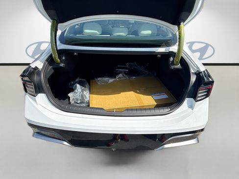 New 2026 Hyundai Sonata SEL FWD image 19