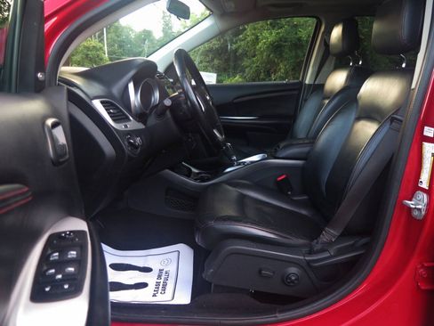 Used 2018 Dodge Journey GT w/ Nav & Sun Group AWD/4WD image 11