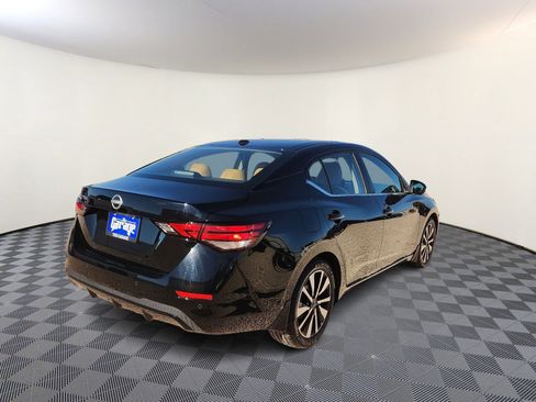 Used 2025 Nissan Sentra SV w/ SV Premium Package image 4