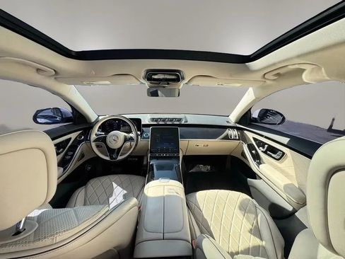 Used 2021 Mercedes-Benz S 580 4MATIC Sedan w/ AMG Line image 23