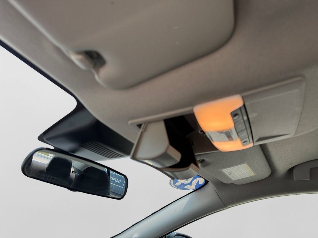 Certified 2024 Nissan Sentra SV FWD image 25