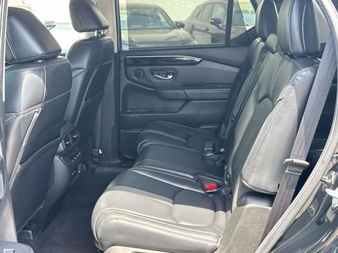Certified 2025 Honda Pilot EX-L image 13