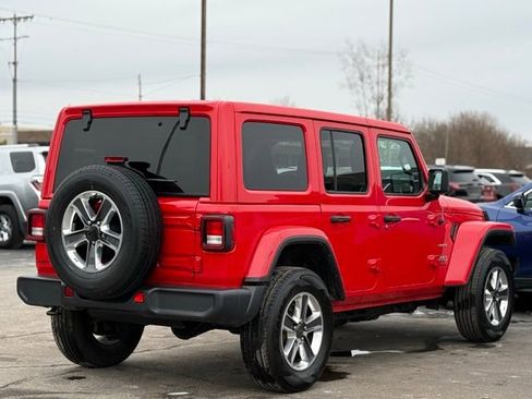 Used 2023 Jeep Wrangler Sahara image 38
