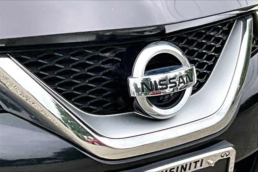 Used 2016 Nissan Maxima Platinum FWD image 11