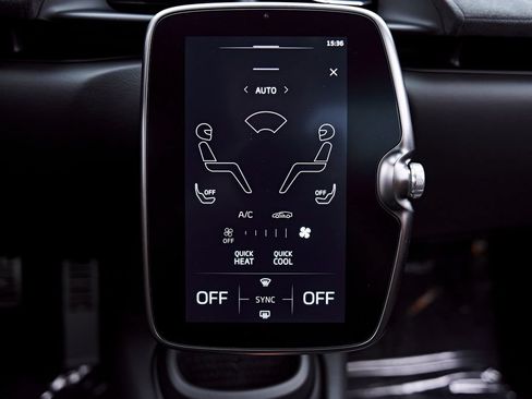 Used 2026 McLaren Artura RWD image 85
