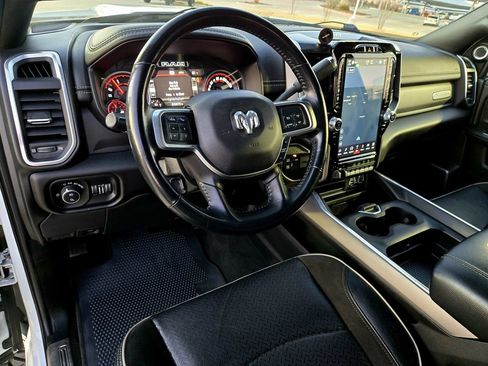 Used 2022 RAM 3500 Laramie image 11