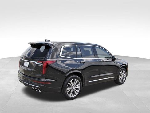 New 2025 Cadillac XT6 Premium Luxury w/ Technology Package image 4