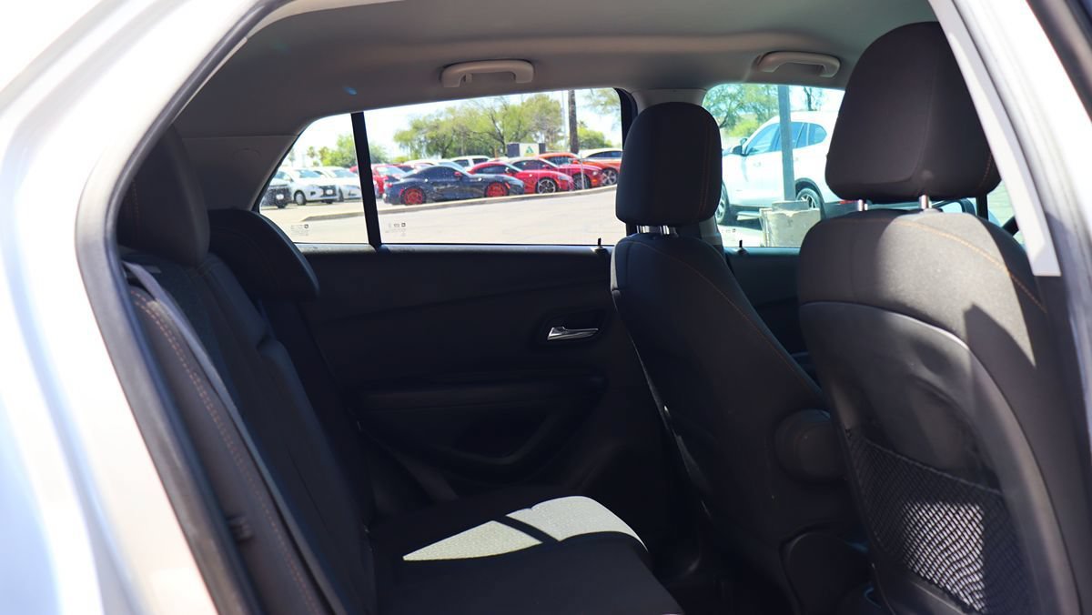 Used 2020 Chevrolet Trax LS w/ Tint and Cruise Package FWD image 28