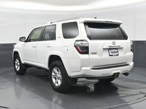 Used 2018 Toyota 4Runner SR5 Premium AWD/4WD image 32